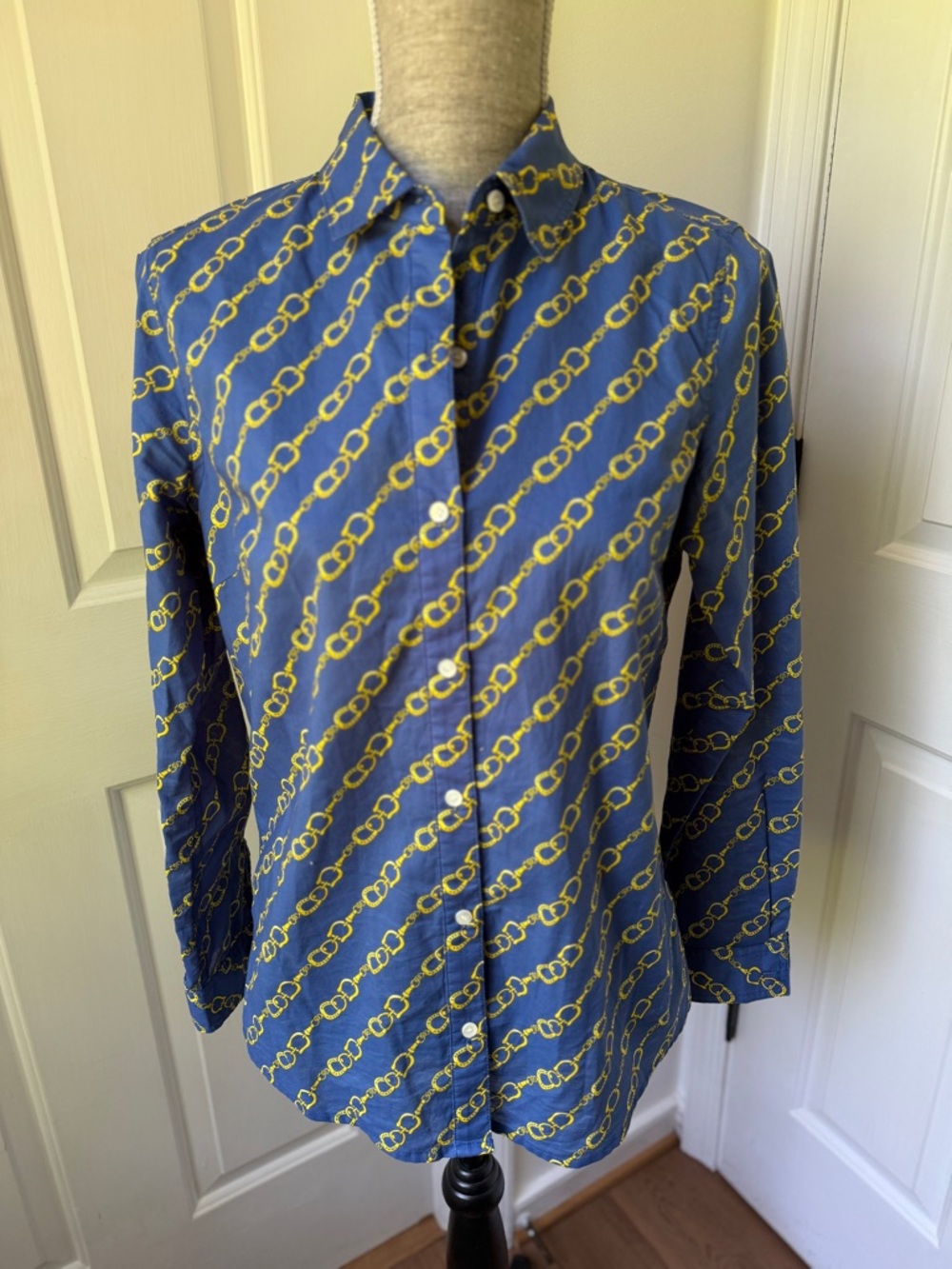 J. McLaughlin Blue Horse Bit Print Button Up Shirt Size Small
